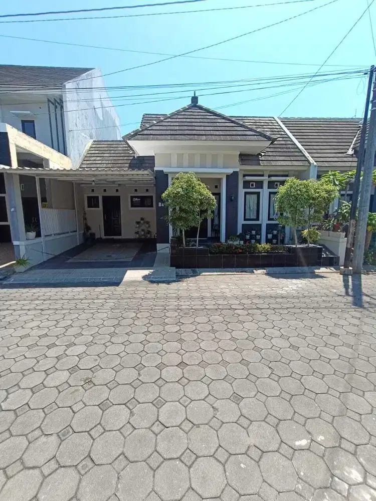 DIJUAL RUMAH CANTIK MINIMALIS DALAM PERUMAHAN ELITE JAKAL KM 9 NGAGLIK