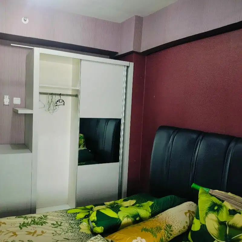 CRYSHAN studio free WiFi green Pramuka city