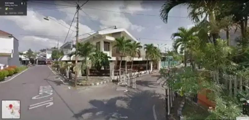 rumah besar luas 355 di jl burung cendrawasih sukun dekat dieng