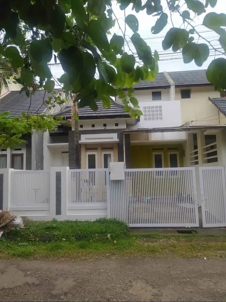 DIJUAL RUMAH MURAH LOKASI STRATEGIS DI BUAHBATU REGENCY