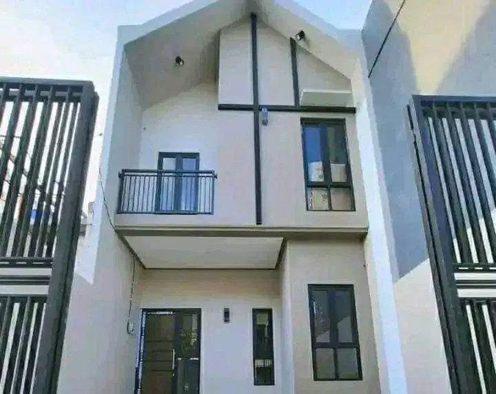 Rumah Baru Gress Kedinding Surabaya