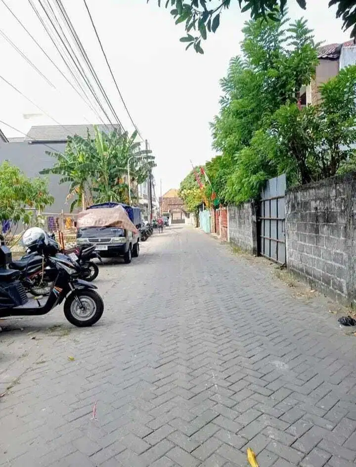 Tanah bagus di jalan wahid hasyim condong catur dekat banyak kampus