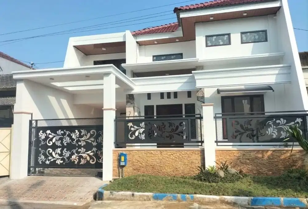 Rumah elite araya siap huni 2 lt blok depan malang kota