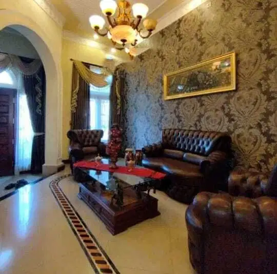 Rumah mewah murah araya hook malang kota + furniture dekat jln utama