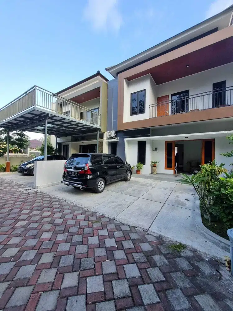 Rumah bagus 2 lantai murah di dekat kampus UII