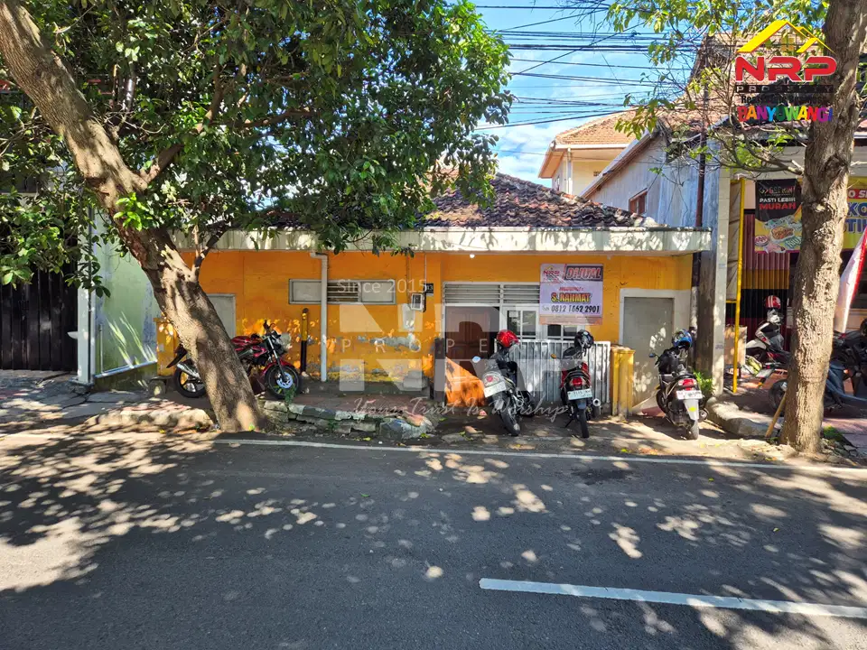 Dijual Tanah Bonus Bangunan Pusat Kota di JL. Adi Sucipto - Banyuwangi