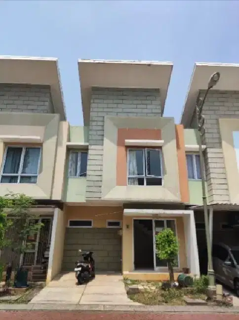 Dijual cepat, rugi bangettt. Rumah Arcadia. Gading Serpong.  Tangerang