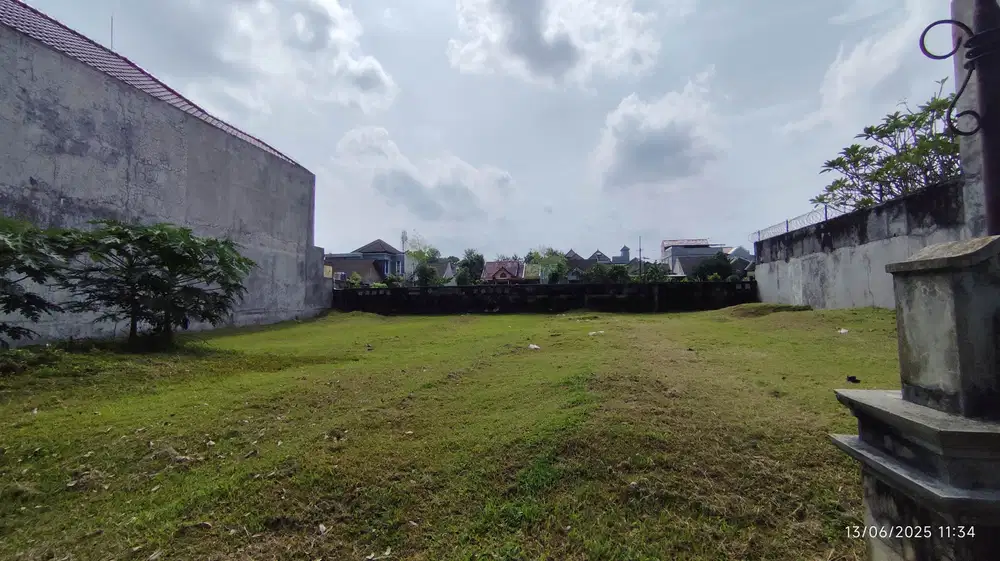 Tanah bagus di dalam perumahan dekat jalan gito gati