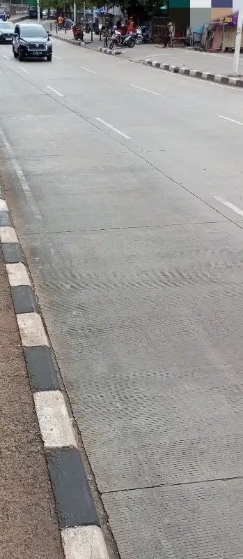 dijual tanah di jln Raya Yos sudarso Sunter jakarta utara