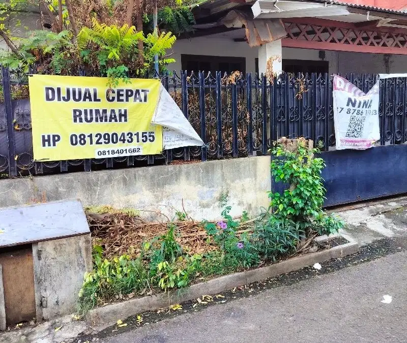 rumah lama dekat kawasan dan jalur Lrt