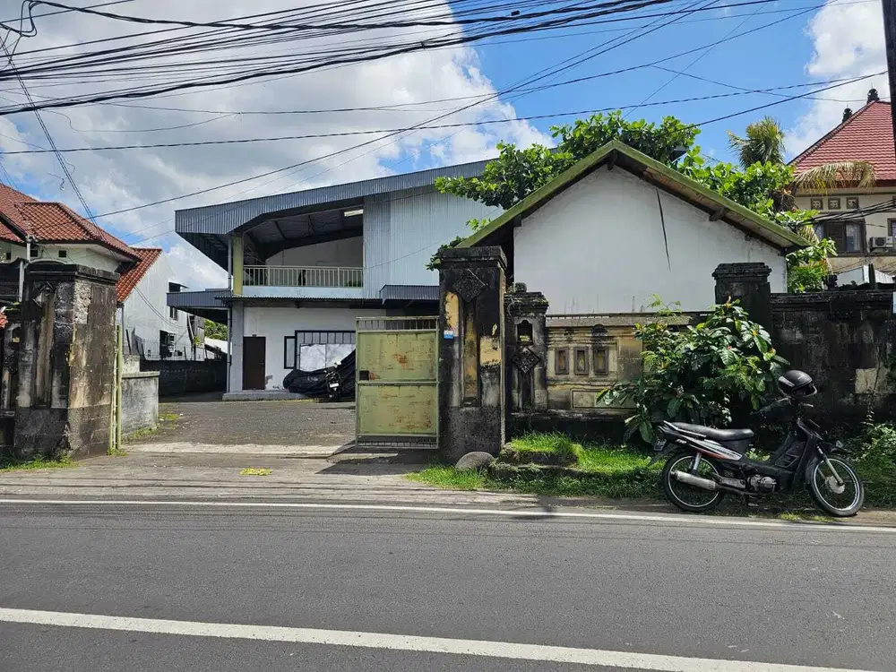 dijual tanah komersil sudah ada bangunna lokasi pererenan