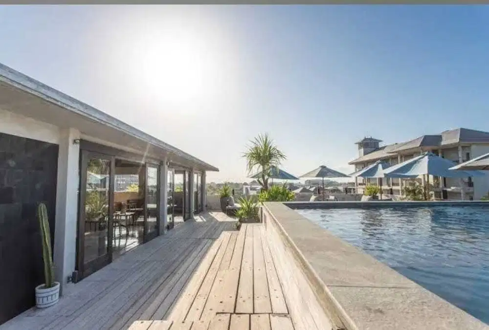 dijual hotel lantai 3 lokasi canggu