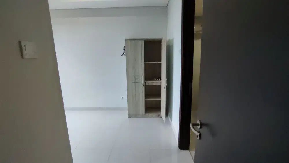 Sewa Apartemen Puri Mansion 2 Kamar Tidur 49 m2 Semi Furnish Privat Li