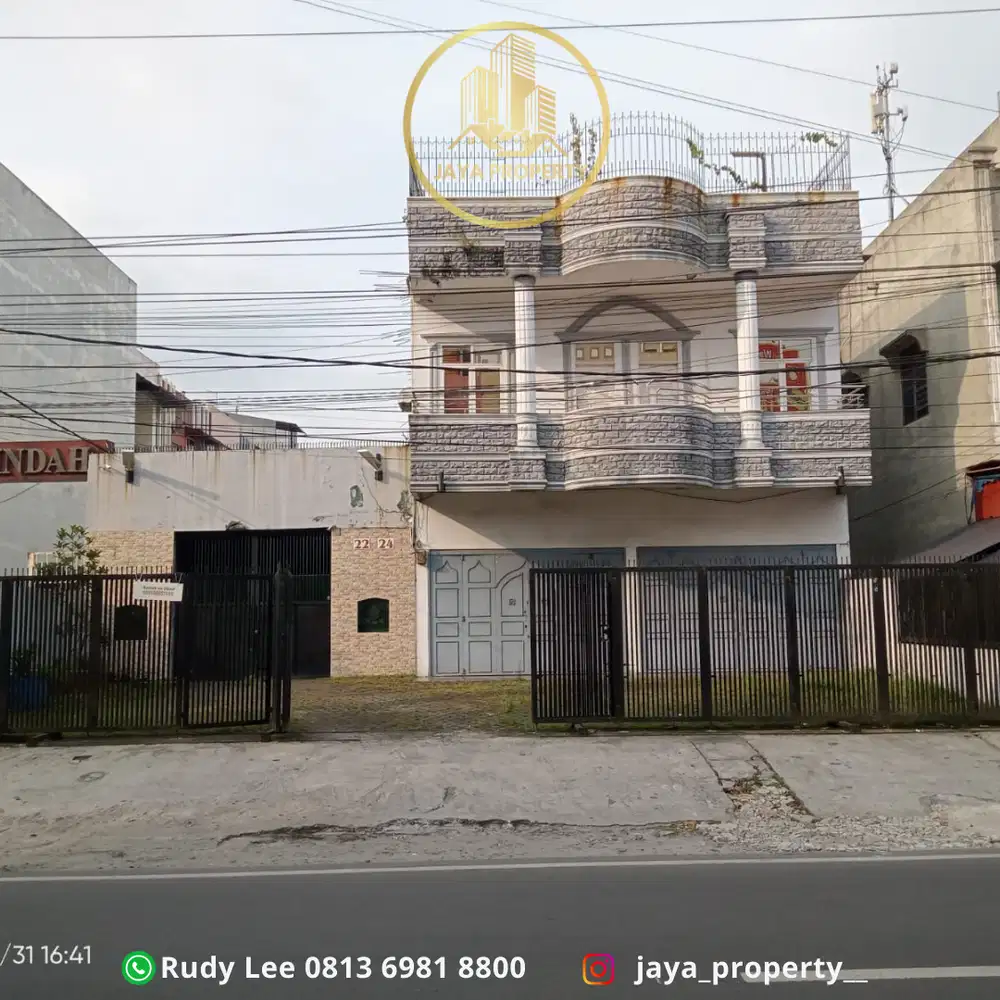 Dijual Villa Samping Pintu Besar Komplek Kasuari Indah