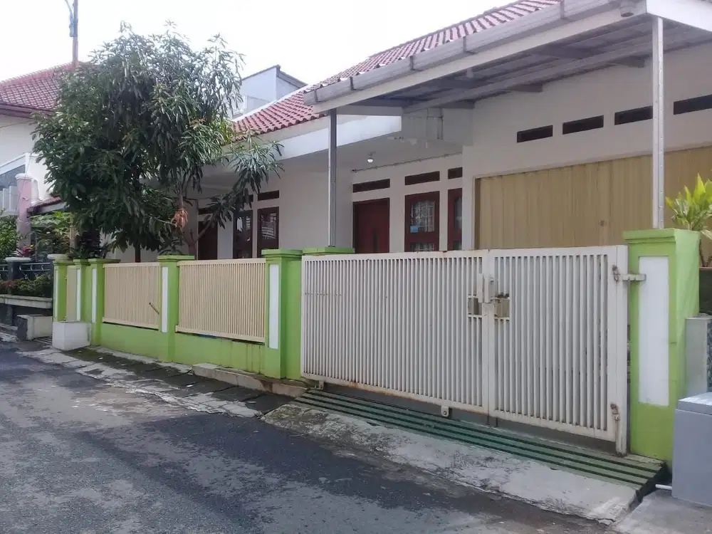 Rumah Siap Huni Cocok Untuk Usaha Dan Hunian Margahayu Raya