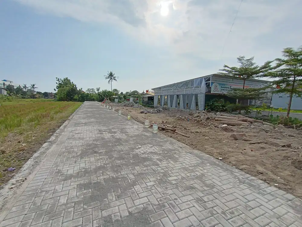 Cluster Tepi Jalan Utama Tanah Dalam Ringroad Jogja