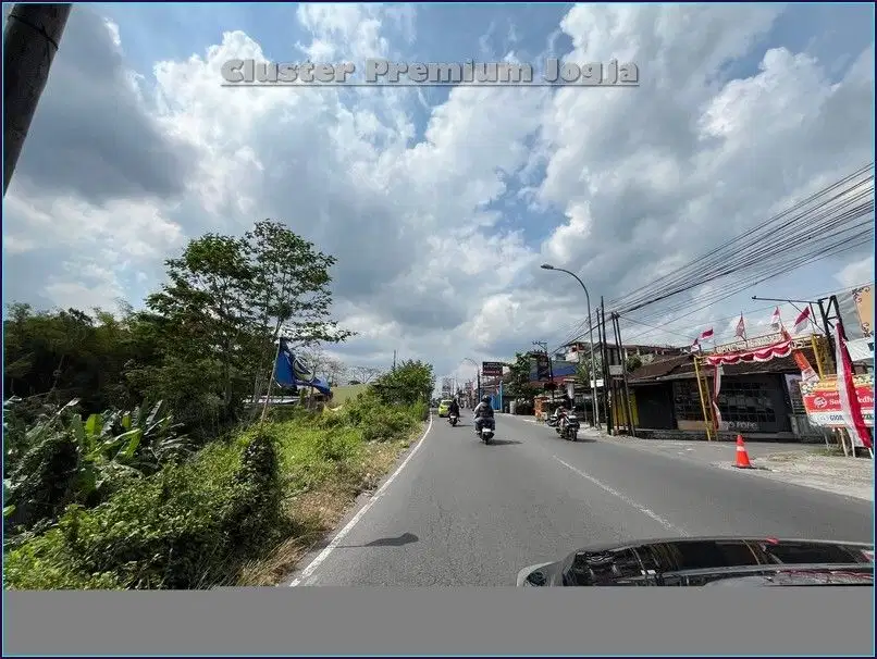 Jl Kaliurang dekat UII siap bangun Kost dan Villa