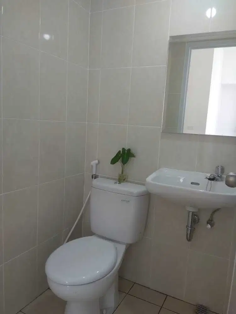 DISEWAKAN Apartemen MTown RESIDENCE TOWER BRYANT tipe 1BR Semi Furnish