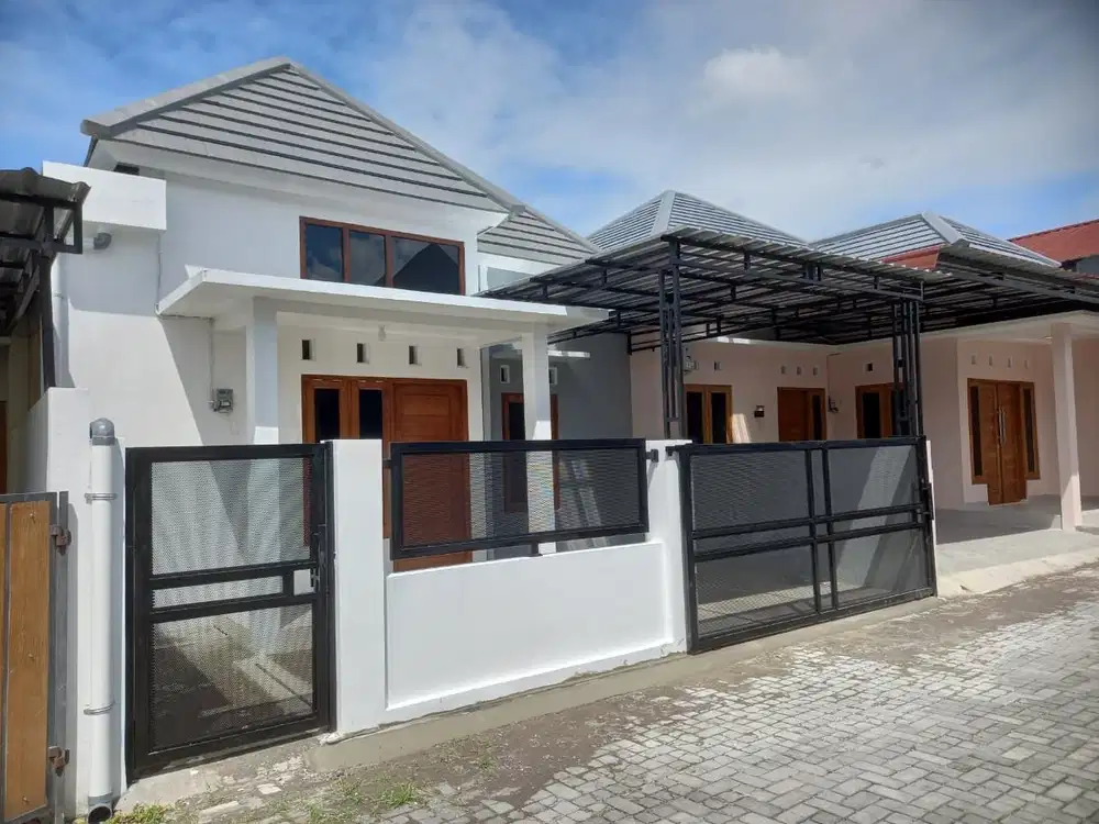 RUMAH DI DALAM PERUMAHAN DEKAT KAMPUS UAD