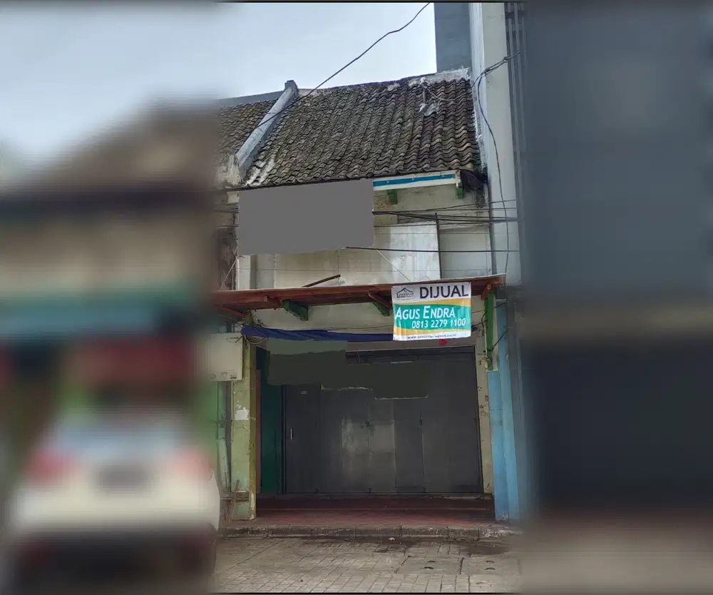 Jl.Cibadak Bandung, Ruko di Pusat Keramaian Kuliner Malam Cibadak