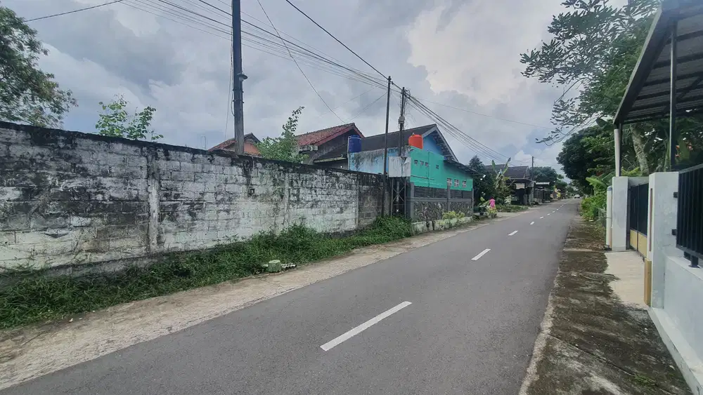 Tanah Mangku jalan aspal besar, jalan damai Jogja cocok untuk hunian B