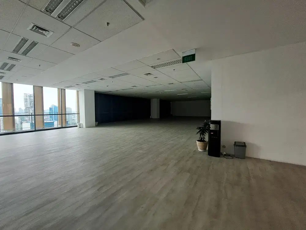 Generali Tower at Gran Rubina Kuningan