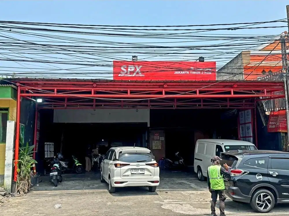 Ruang usaha gudang di pinggir jln raya pondok gede lubang buaya jaktim
