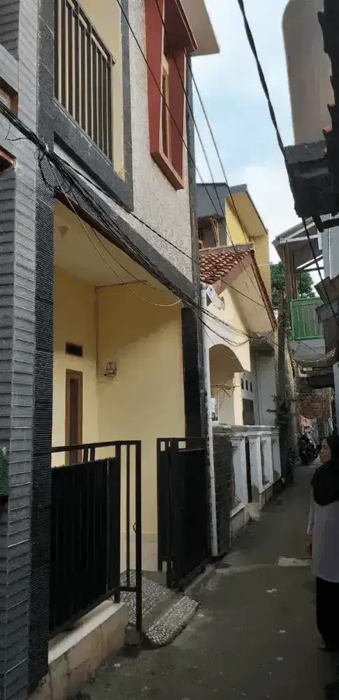 HANYA 1 UNIT SAJA, RUMAH BAGUS 2 LT AKSES GG MOTOR BT AMPAR CONDET