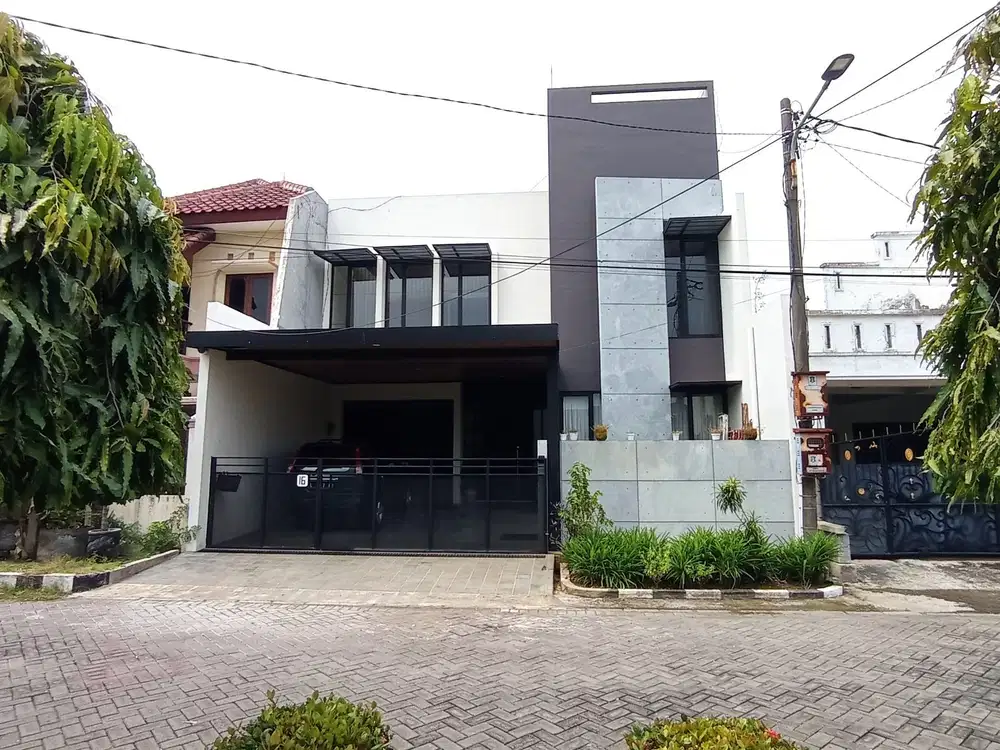 Rumah Ketintang Surabaya