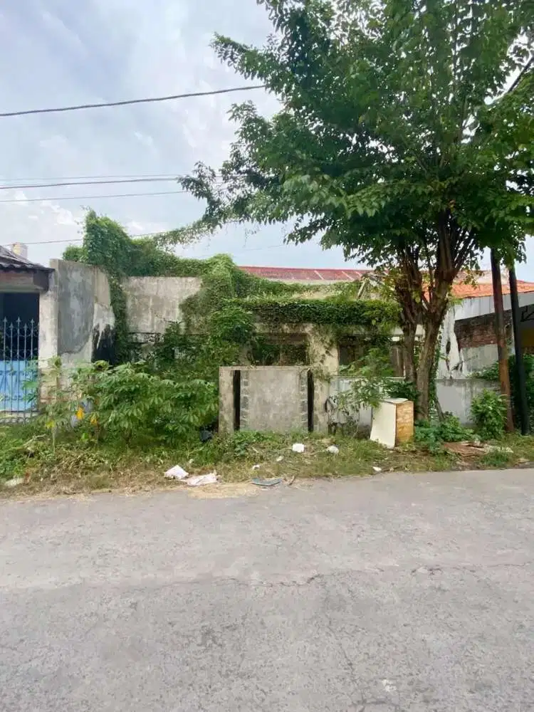 Jual rumah remek itung tanah Babatan Pantai