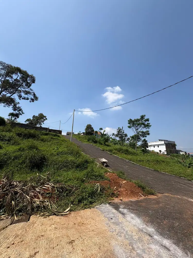 TANAH PINGGIR JALAN RAMAI DEKAT FASILITAS UMUM, cuma 2 jutaan