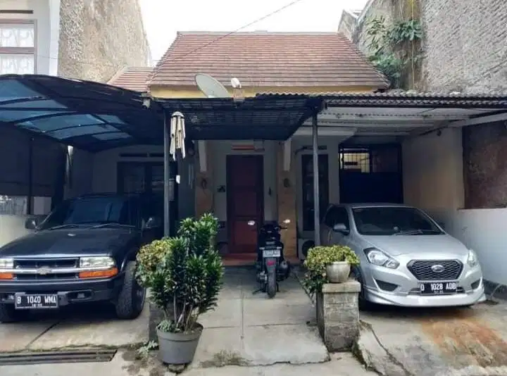 Dijual rumah 1 lantai terawat siap huni Komplek Cigadung