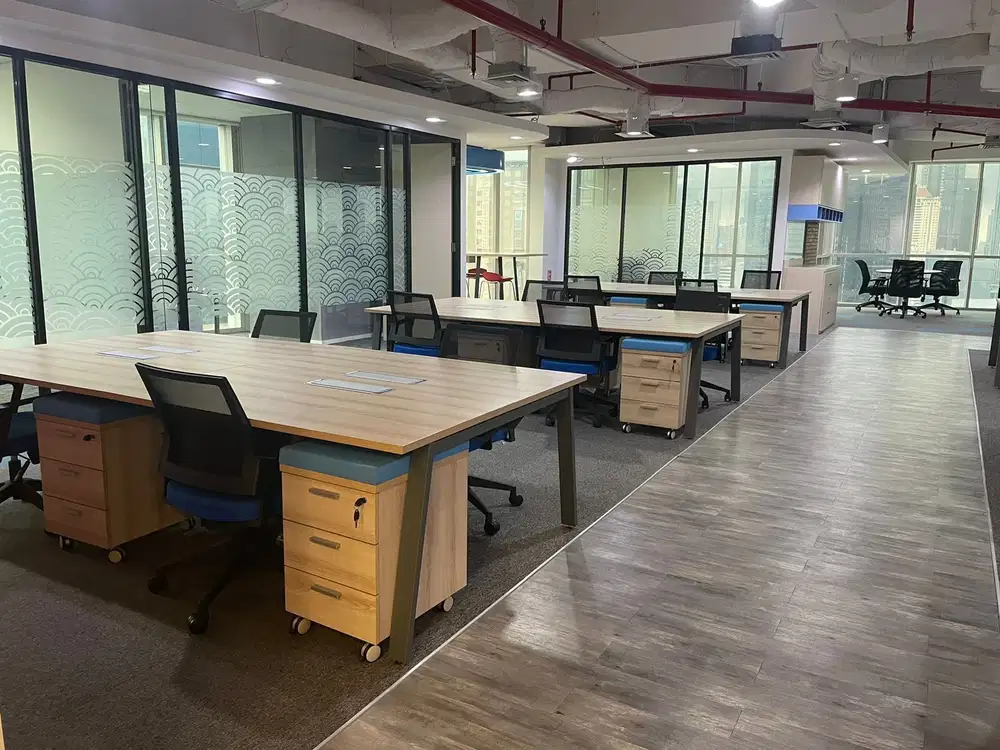 Sewa Kantor 1 Lt 1400 m2 Full Furnish di Menara Batavia, Hrg Nego