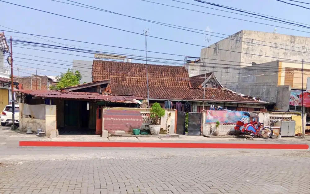 Tanah Strategis Tengah Kota Solo SHM 300m² HOOK