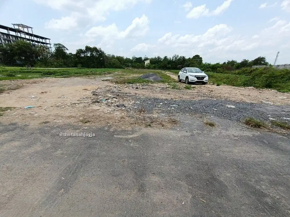 Barat Kampus MMTC Jl. Magelang, Kapling Jombor sleman