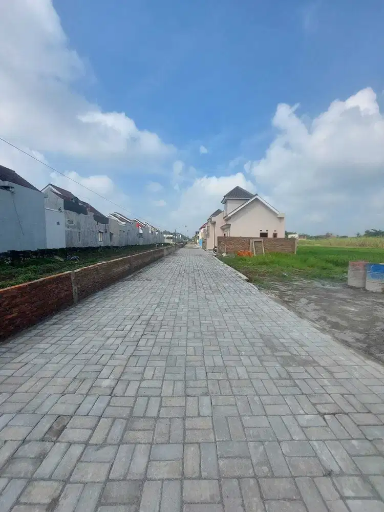 TANAH KVLINGN PERUYMAHAN SERTIFIKAT HM DI KARTASURA