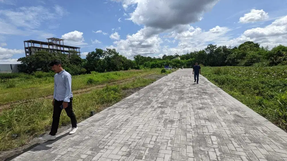 5 MENIT RS QUEEN LATIFA: Tanah Ringroad Jl Kabupaten, Trihanggo Jogja