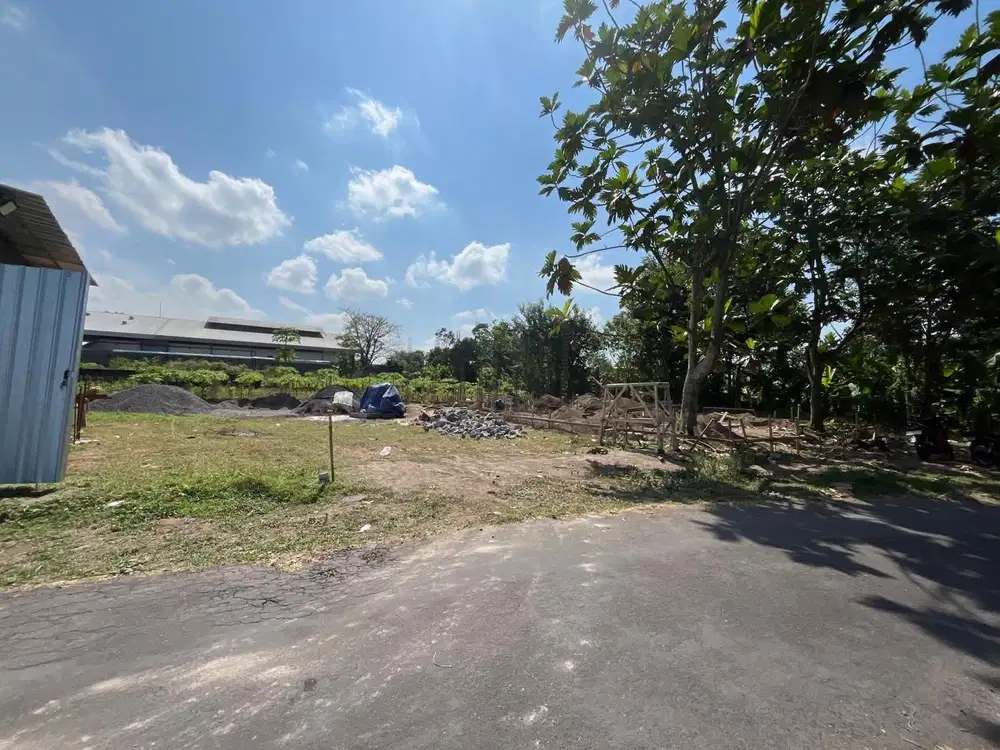 Dekat Progo Swalayan Jl Palagan: Tanah Tepi Aspal Jogja, Rejodani