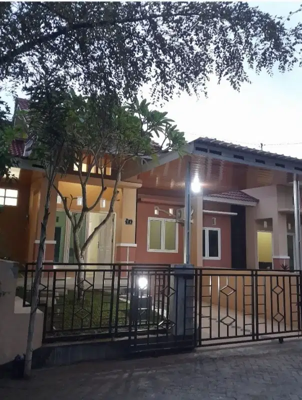DISEWAKAN/ DIJUAL RUMAH BANYUMANIK SEMARANG, PUDAKPAYUNG VIEW GUNUNG DEKAT EXIT TOL UNGARAN