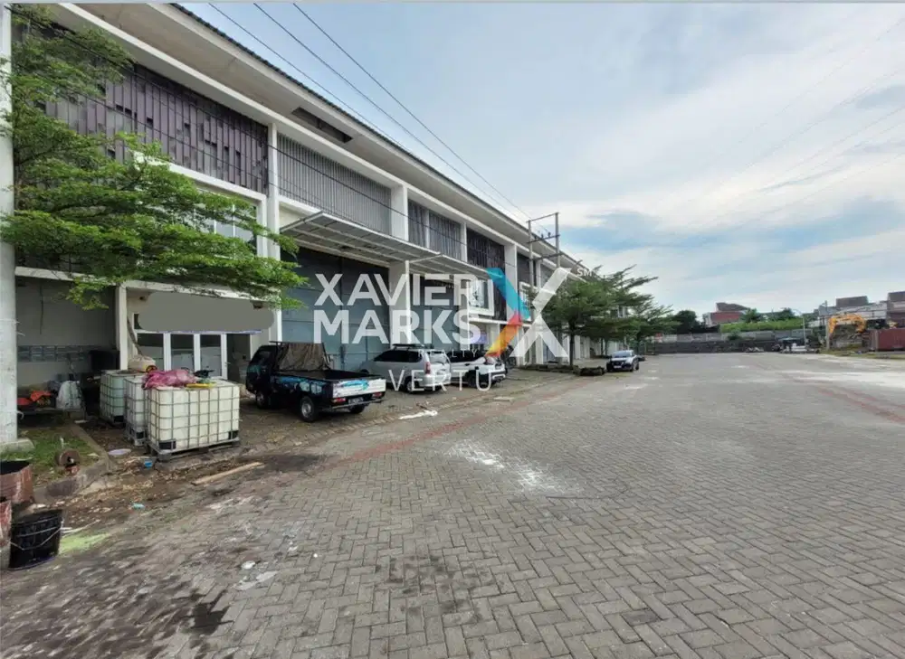 2 GUDANG JEJER DI PERGUDANGAN BARU AKSES KEBOMAS GRESIK