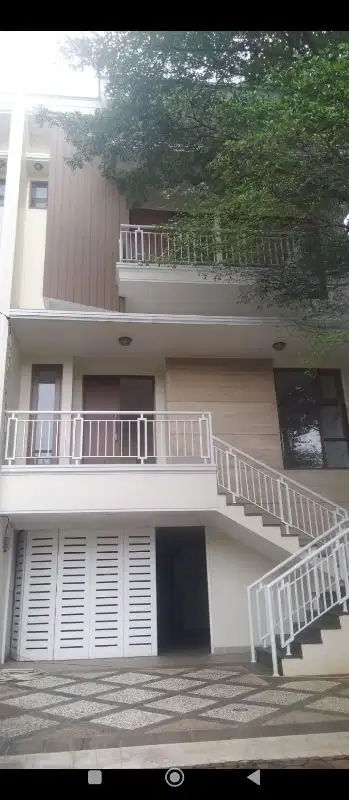 dijual rumah baru di Pekayon ampera