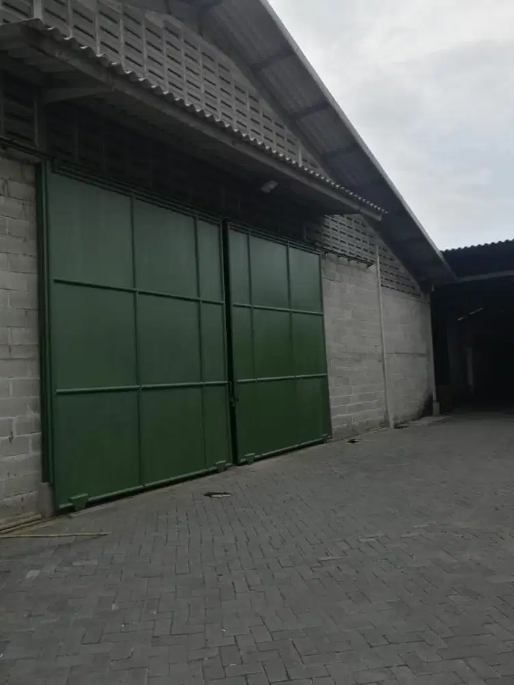 Dijual gudang di Boboh Gresik