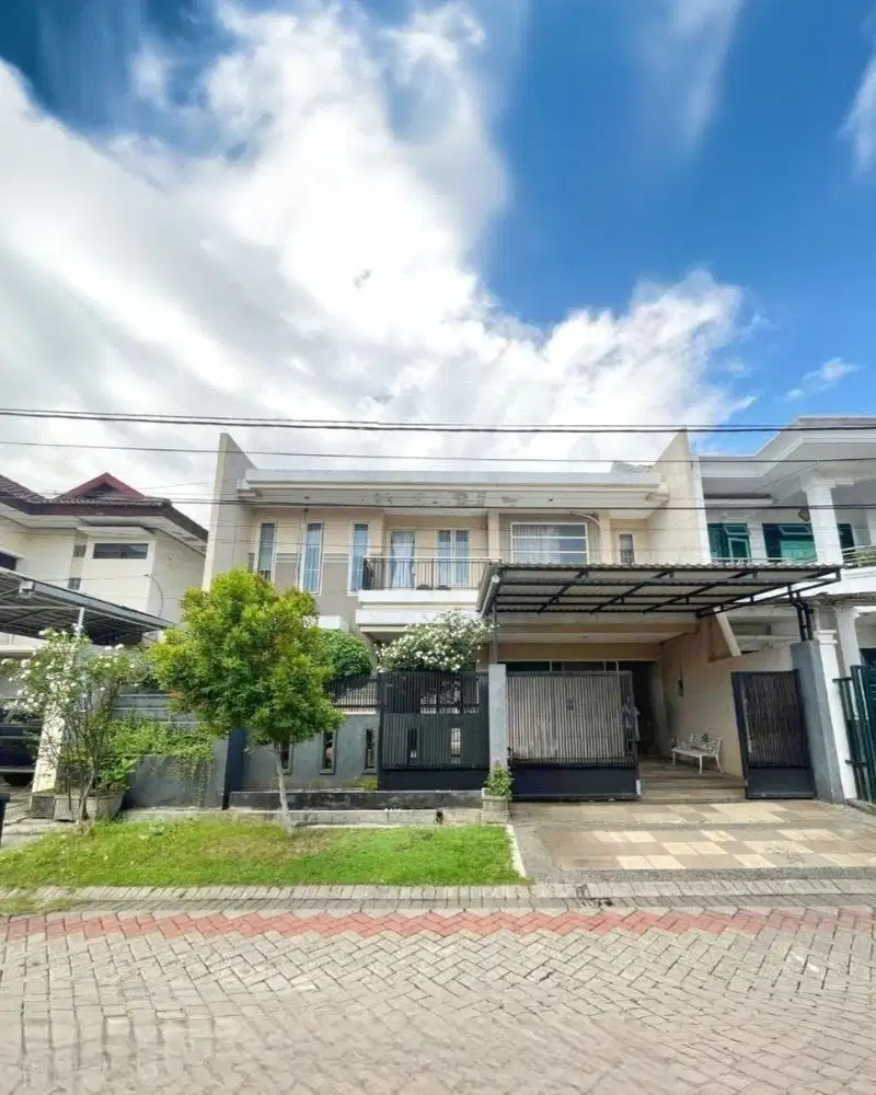 Dijual Cepat Rumah Bagus 2 Lt Siap Huni Araya Tahap 1 Semi Furnish