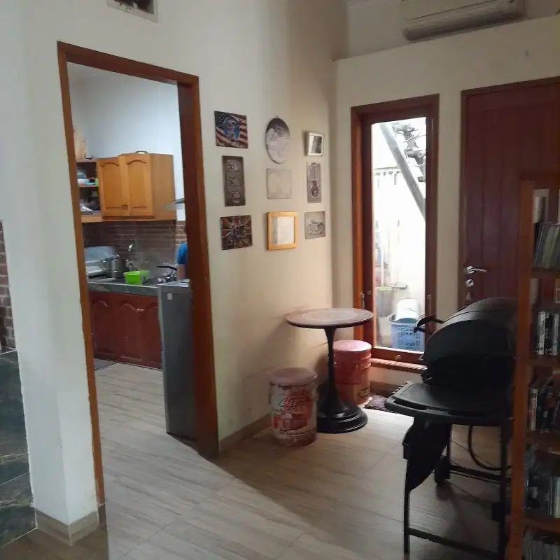 Jual rumah hoek premier park2 modernland