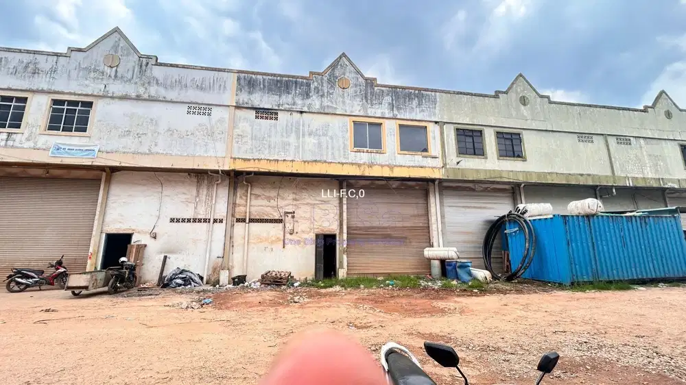 Gudang Strategis di Komplek Tanjung Tri Sakti, Sei Panas