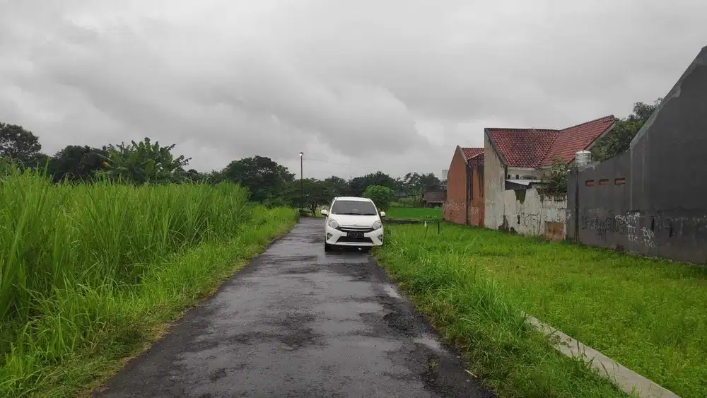 Tanah Jogja Strategis Trihanggo 200 Meter Jl Kabupaten, pas Investasi