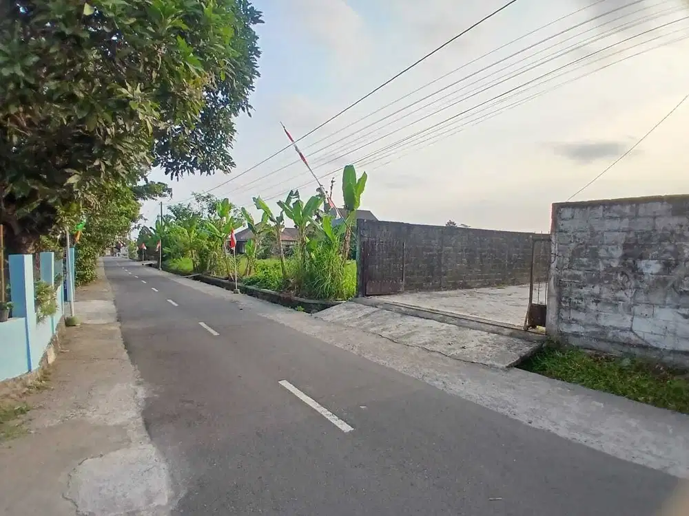 Tanah Dekat Jl. Damai, Akses Mudah