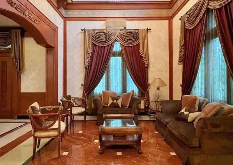 dijual rumah di Brawijaya kebayoran baru Jakarta