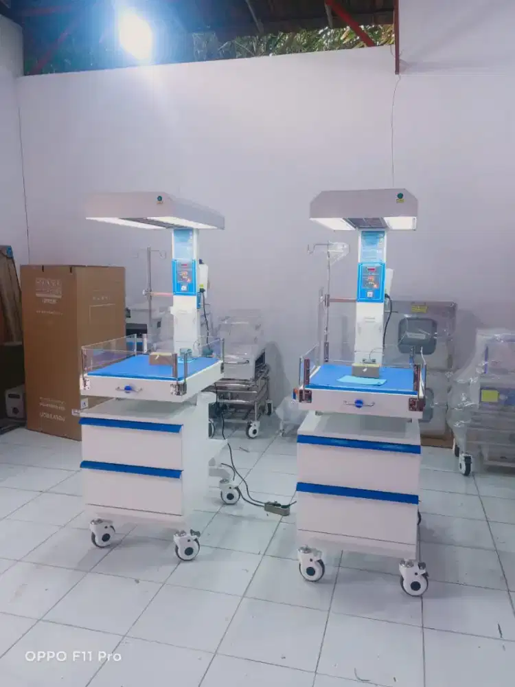 Alat untuk penghangat suhu tubuh bayi