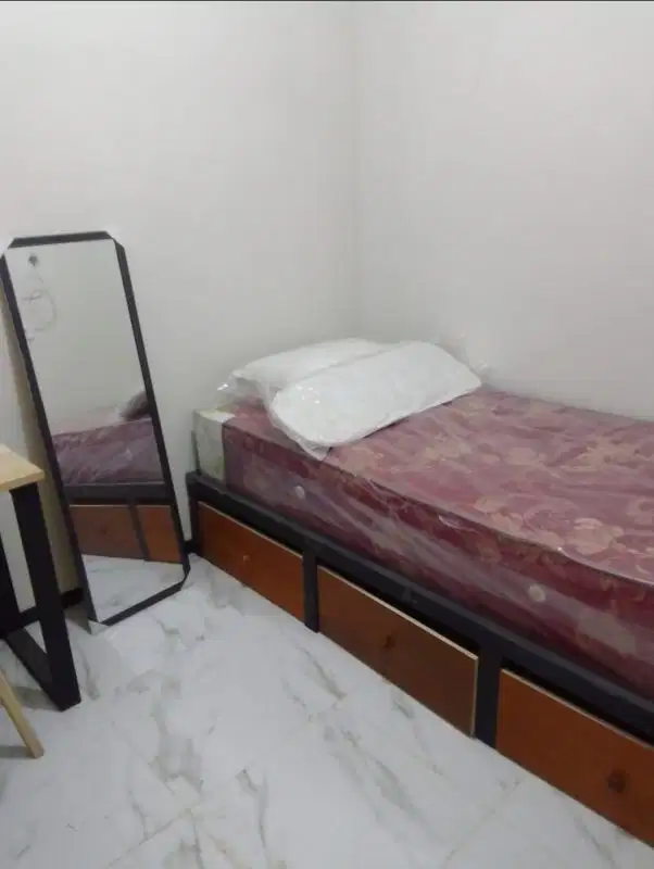 kos kondisi full di pinggir jalan bunga suhat dekat kampus UB